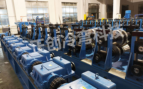 汽車車廂板設備在使用過程中為什么會出現過熱的情況